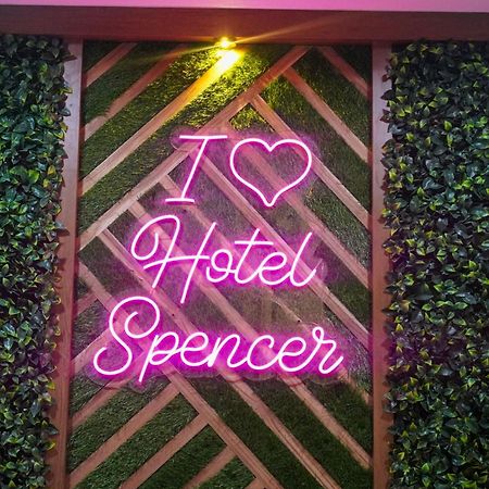 Hotel Spencer-Нави Мумбаи Экстерьер фото
